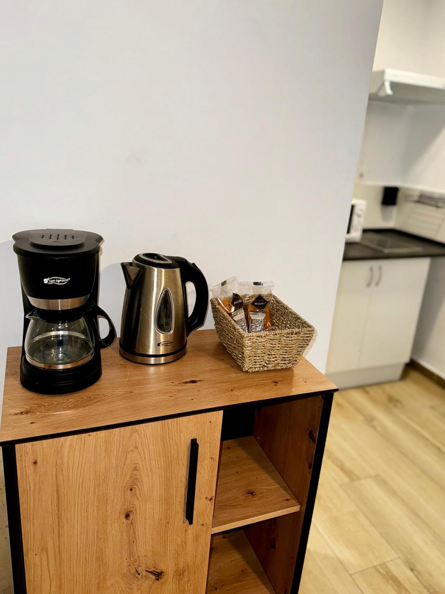Apartamentos Ribadeo Madrid Eksteriør bilde